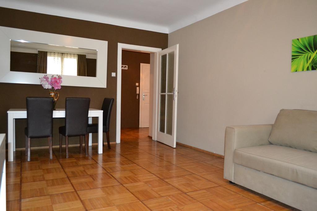 Goldfisch Apartment Hoher Markt Viena Exterior foto