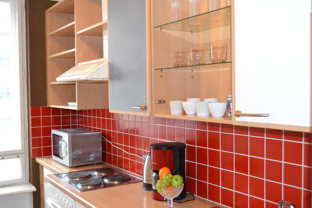 Goldfisch Apartment Hoher Markt Viena Quarto foto