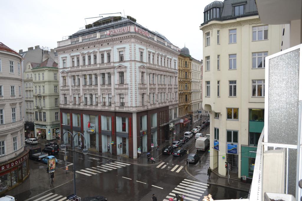 Goldfisch Apartment Hoher Markt Viena Exterior foto