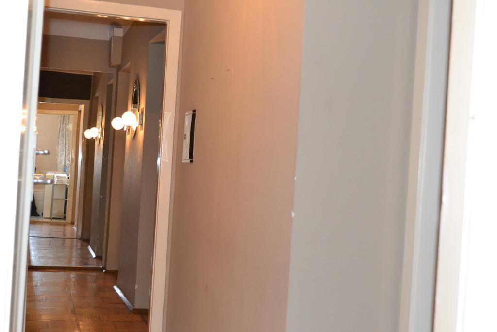 Goldfisch Apartment Hoher Markt Viena Quarto foto